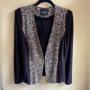 Nic + Zoe Knit Blazer/ Cardigan. Black with Abstract Print. Lined. Medium